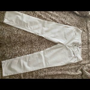 White crop jeans